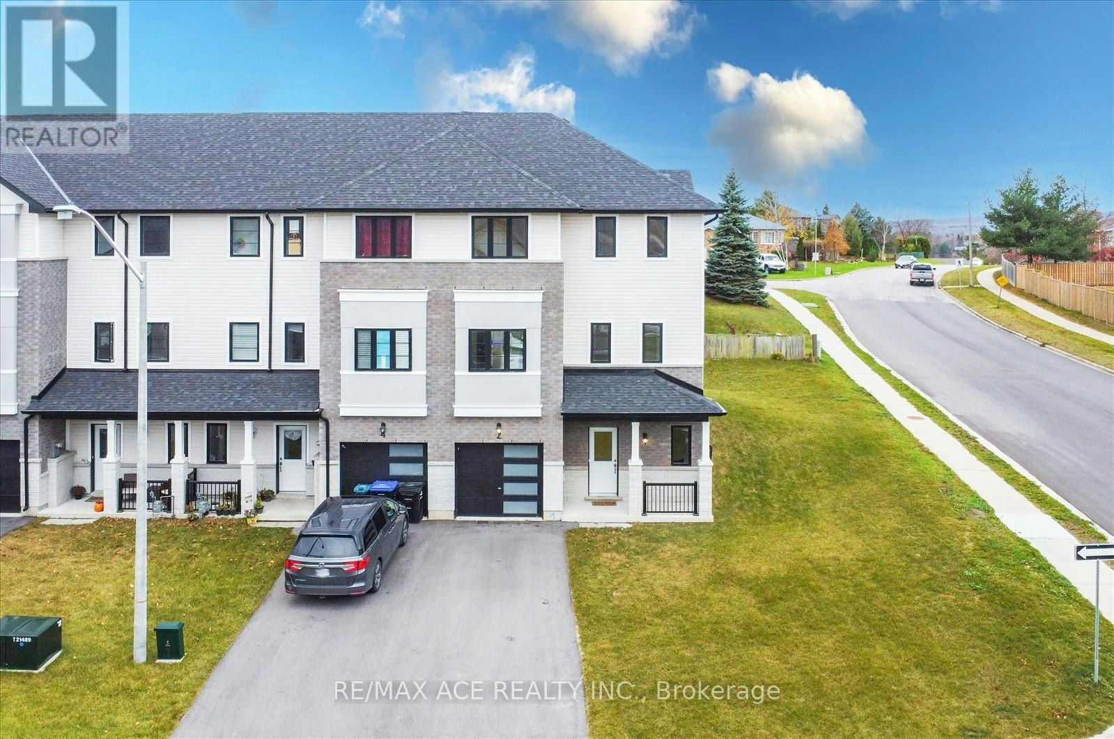 2 Lahey Crescent, Penetanguishene, ON, L9M 0W1 - 5