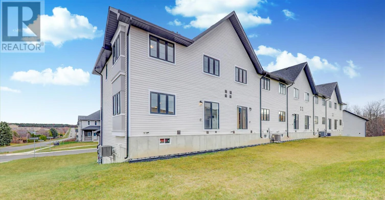 2 Lahey Crescent, Penetanguishene, ON, L9M 0W1 - 38