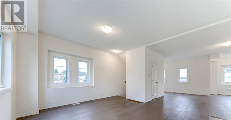 2 Lahey Crescent, Penetanguishene, ON, L9M 0W1 - 15
