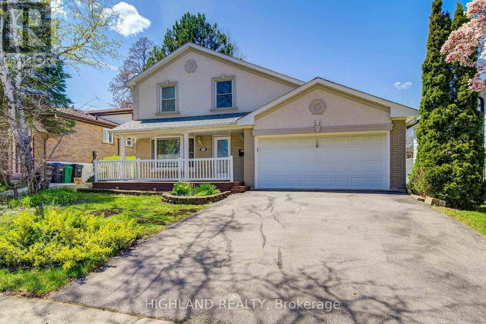 2231 Buttonbush Crescent, Mississauga, ON, L5L 1C4