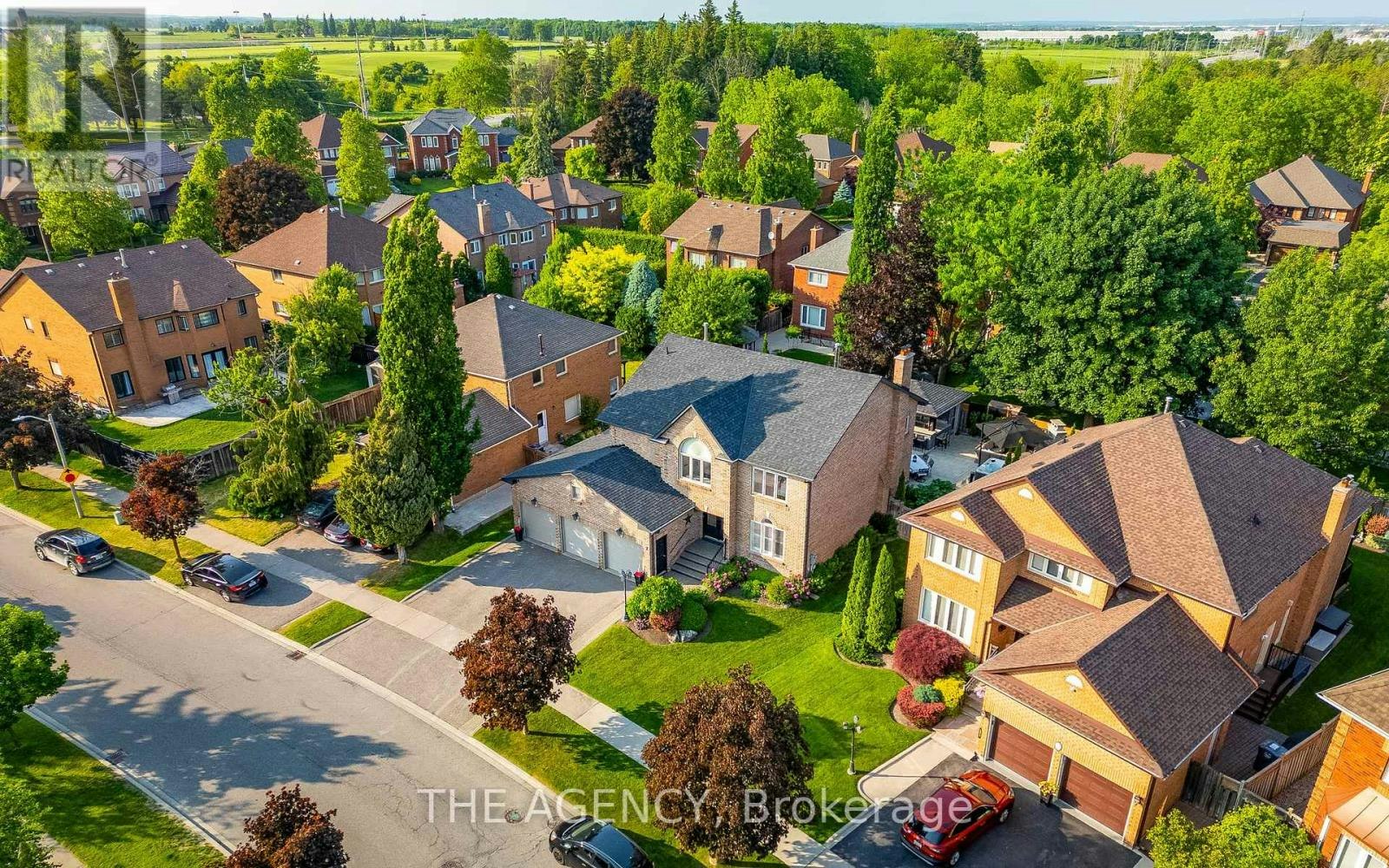 7 Stonegate Drive, Brampton, ON, L6Z 3L7