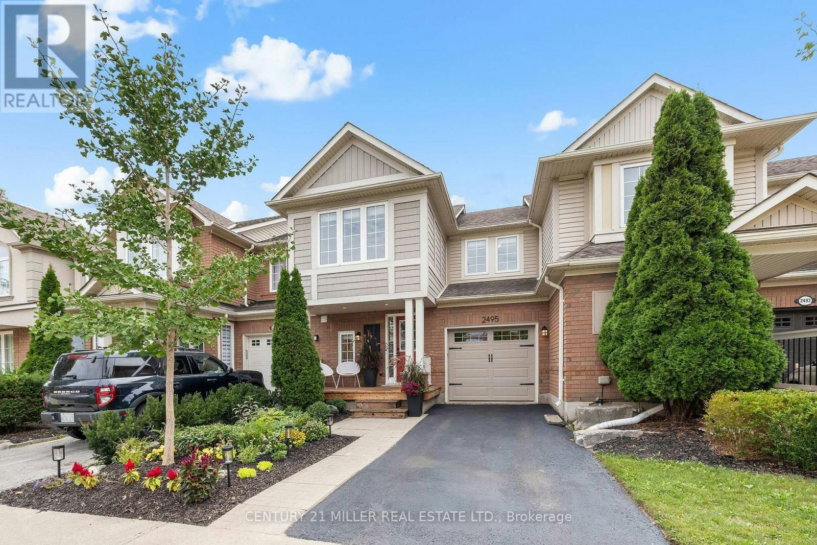 2495 Wooden Hill Circle, Oakville, ON, L6M 4E3