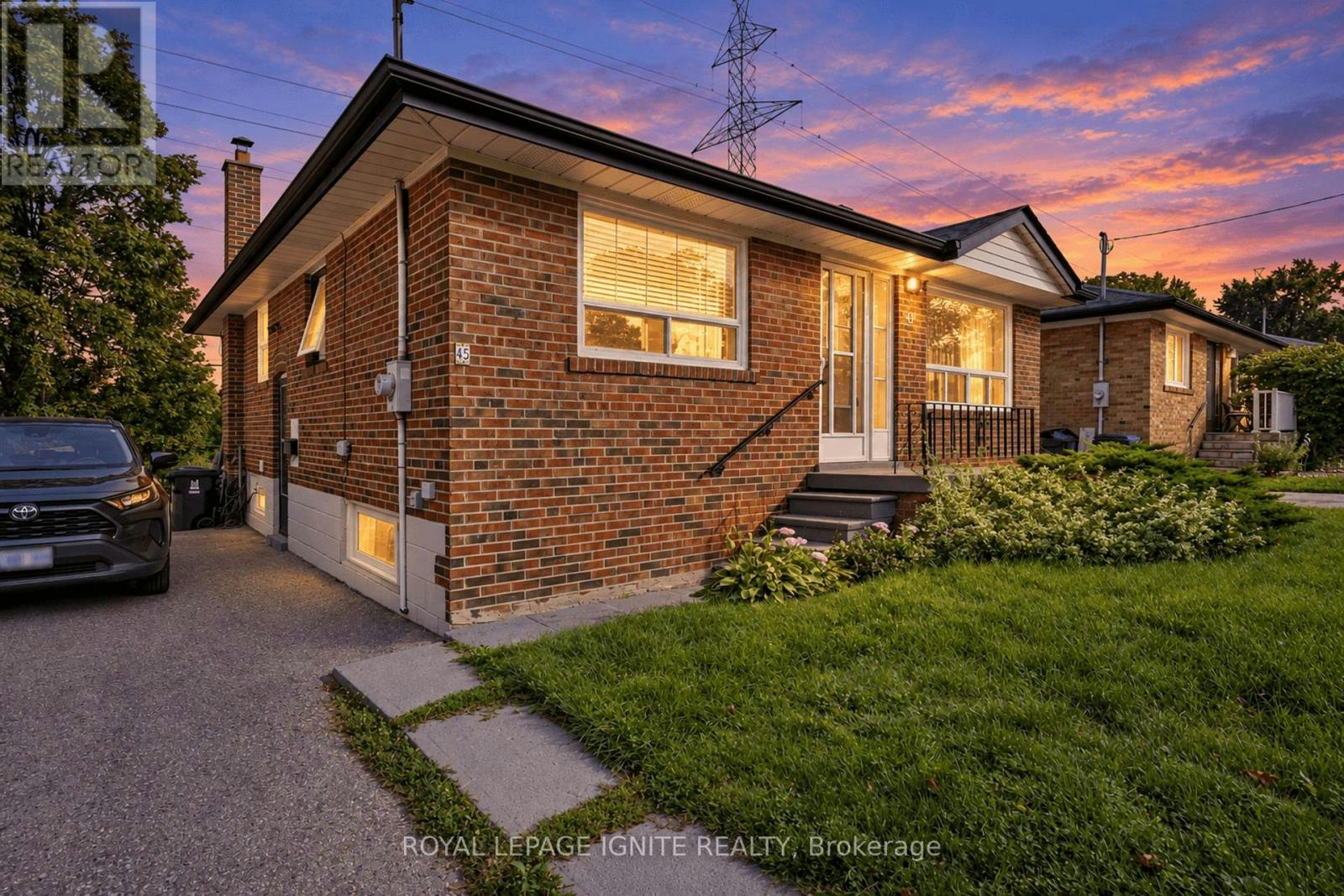 45 Redwater Drive, Toronto, ON, M9W 1Z5