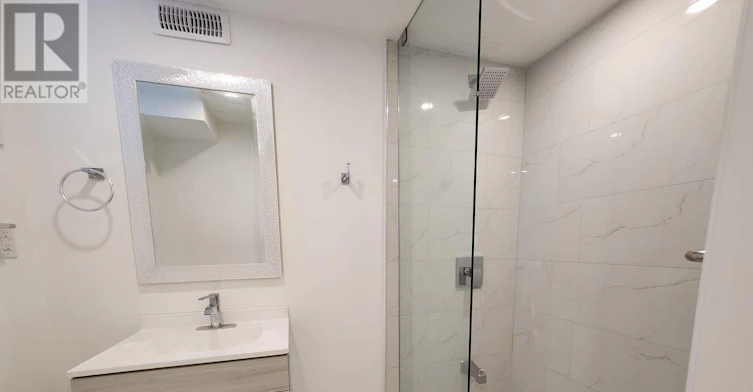 1447 Santa Rosa Court, Mississauga, ON, L5V 1H7 - 11