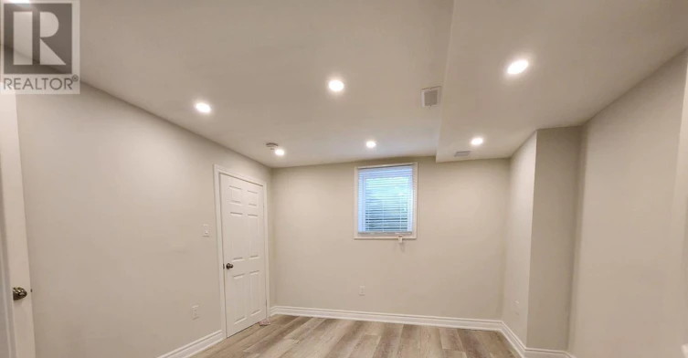 1447 Santa Rosa Court, Mississauga, ON, L5V 1H7 - 14