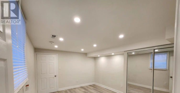 1447 Santa Rosa Court, Mississauga, ON, L5V 1H7 - 16