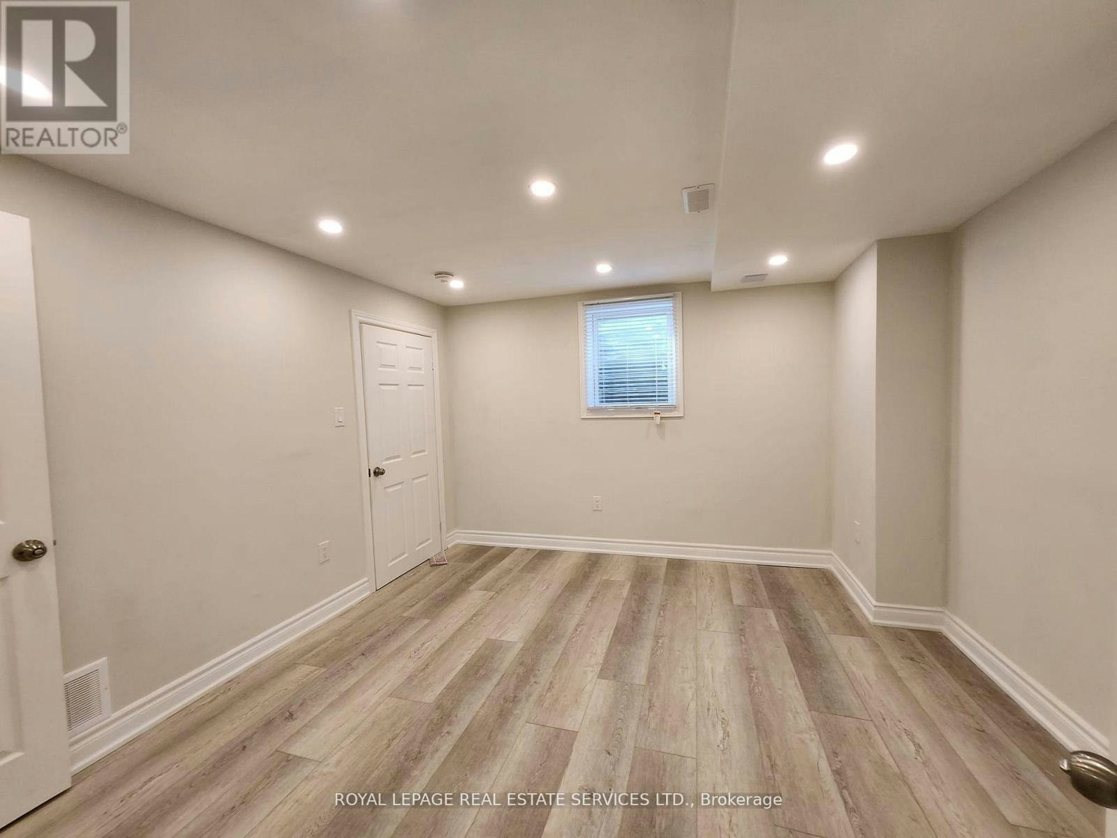 1447 Santa Rosa Court, Mississauga, ON, L5V 1H7 - 10