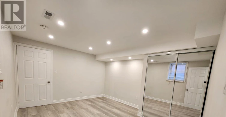 1447 Santa Rosa Court, Mississauga, ON, L5V 1H7 - 15