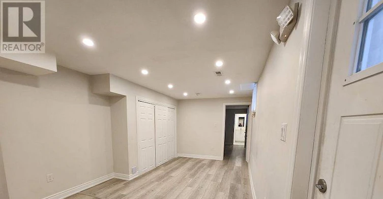 1447 Santa Rosa Court, Mississauga, ON, L5V 1H7