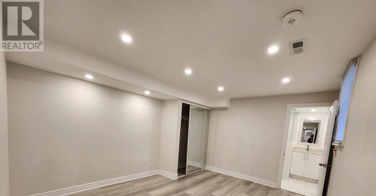 1447 Santa Rosa Court, Mississauga, ON, L5V 1H7 - 13