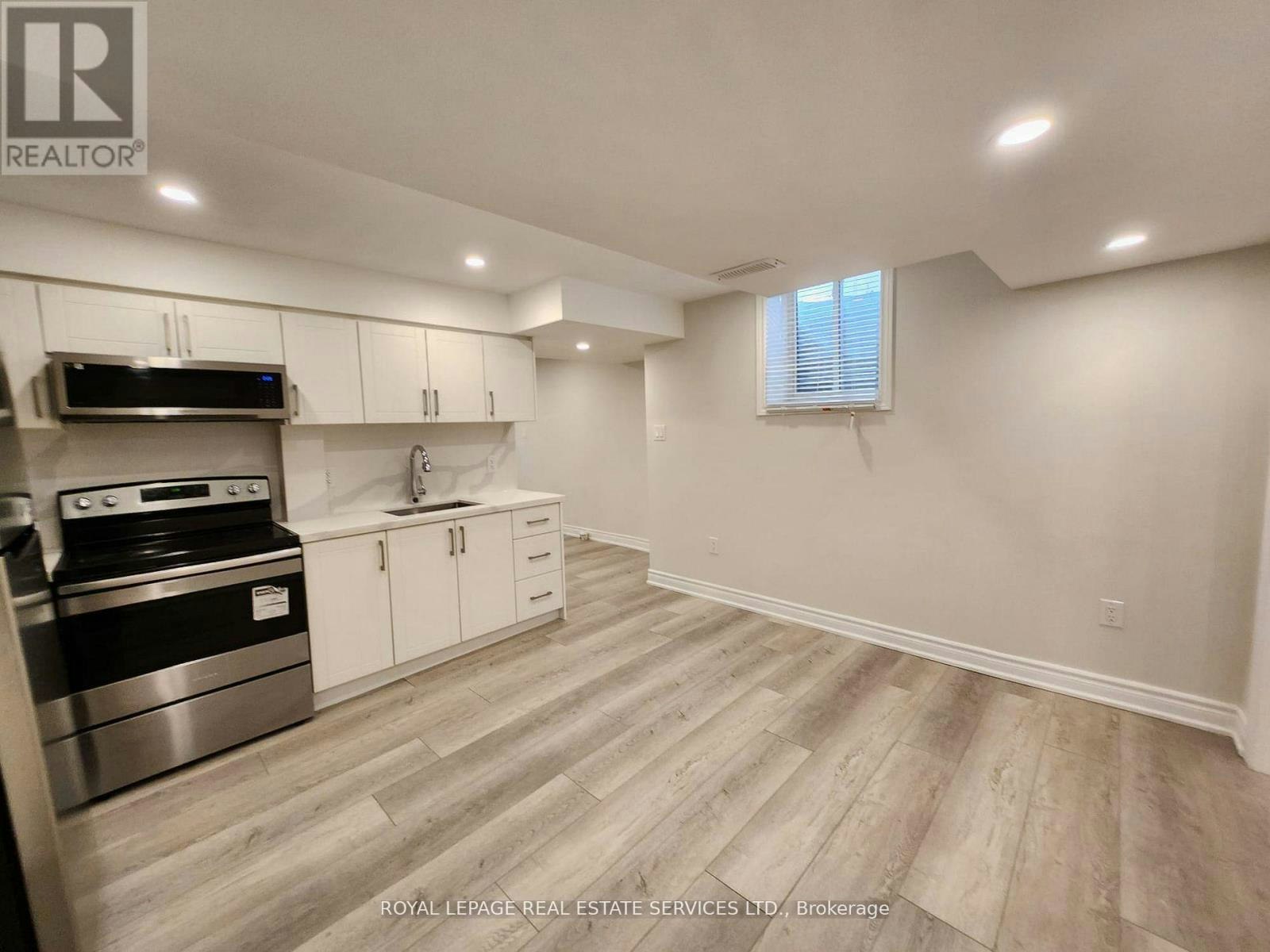 1447 Santa Rosa Court, Mississauga, ON, L5V 1H7 - 6