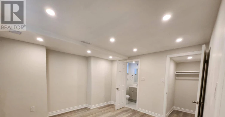 1447 Santa Rosa Court, Mississauga, ON, L5V 1H7 - 8