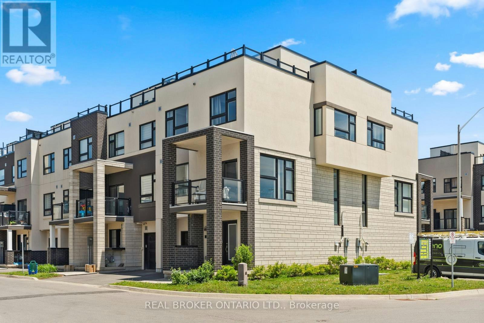 1-1121 Cooke Boulevard, Burlington, ON, L7T 0C3 - 2