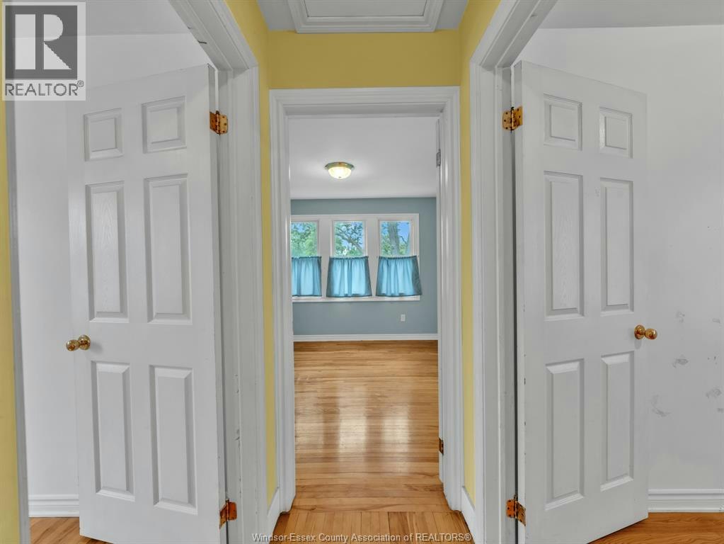 2318 Chandler, Windsor, ON, N8W 4A6 - 24