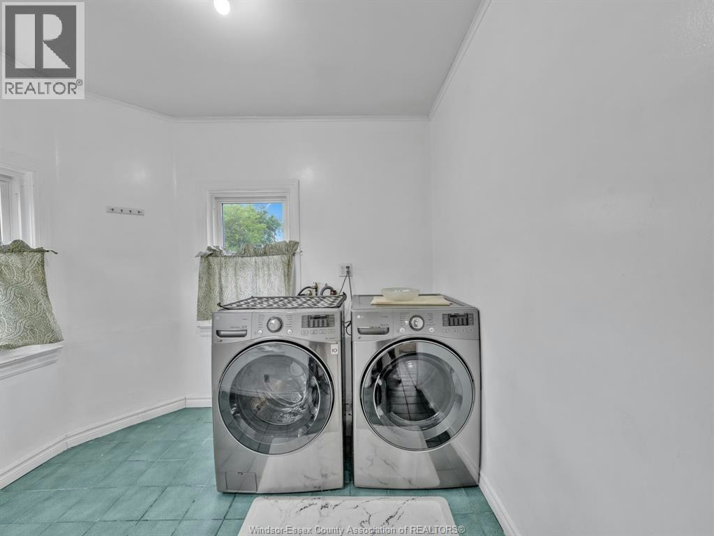2318 Chandler, Windsor, ON, N8W 4A6 - 21