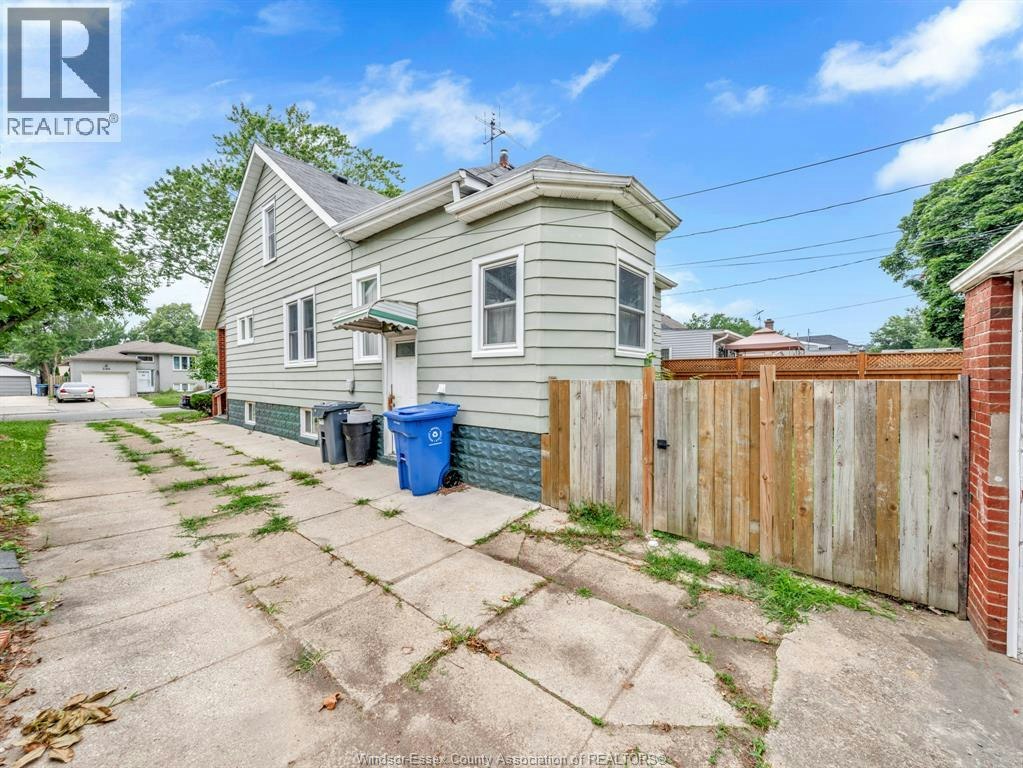 2318 Chandler, Windsor, ON, N8W 4A6 - 40
