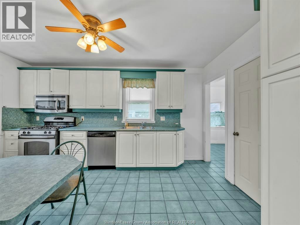 2318 Chandler, Windsor, ON, N8W 4A6 - 18