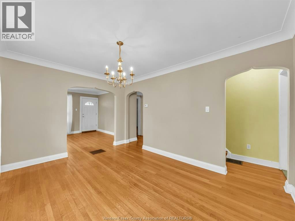 2318 Chandler, Windsor, ON, N8W 4A6 - 11