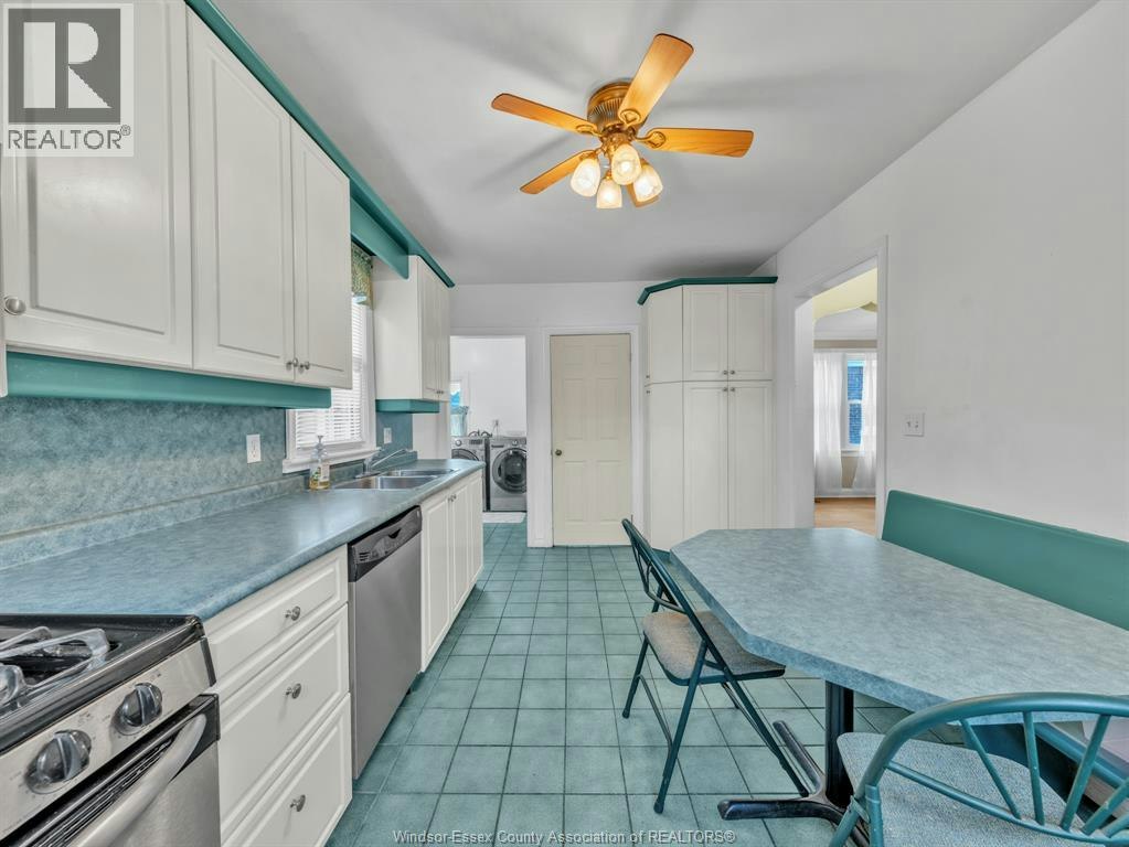 2318 Chandler, Windsor, ON, N8W 4A6 - 20