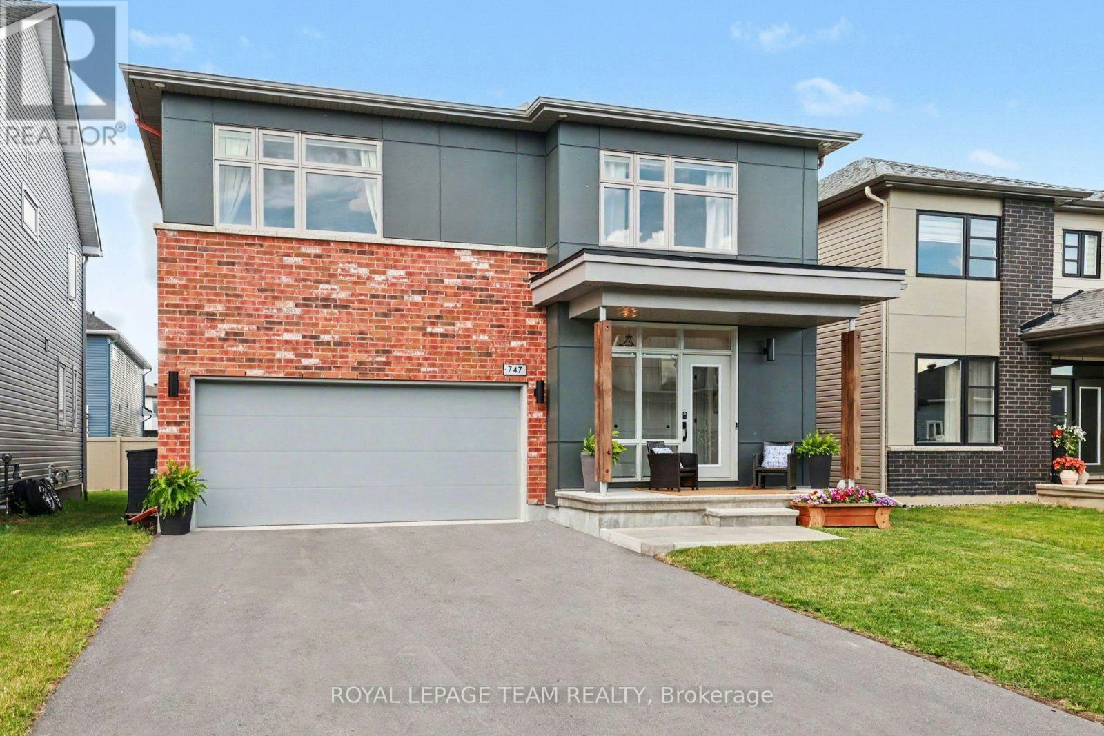 747 Petanque Crescent, Ottawa, ON, K4A 5L7