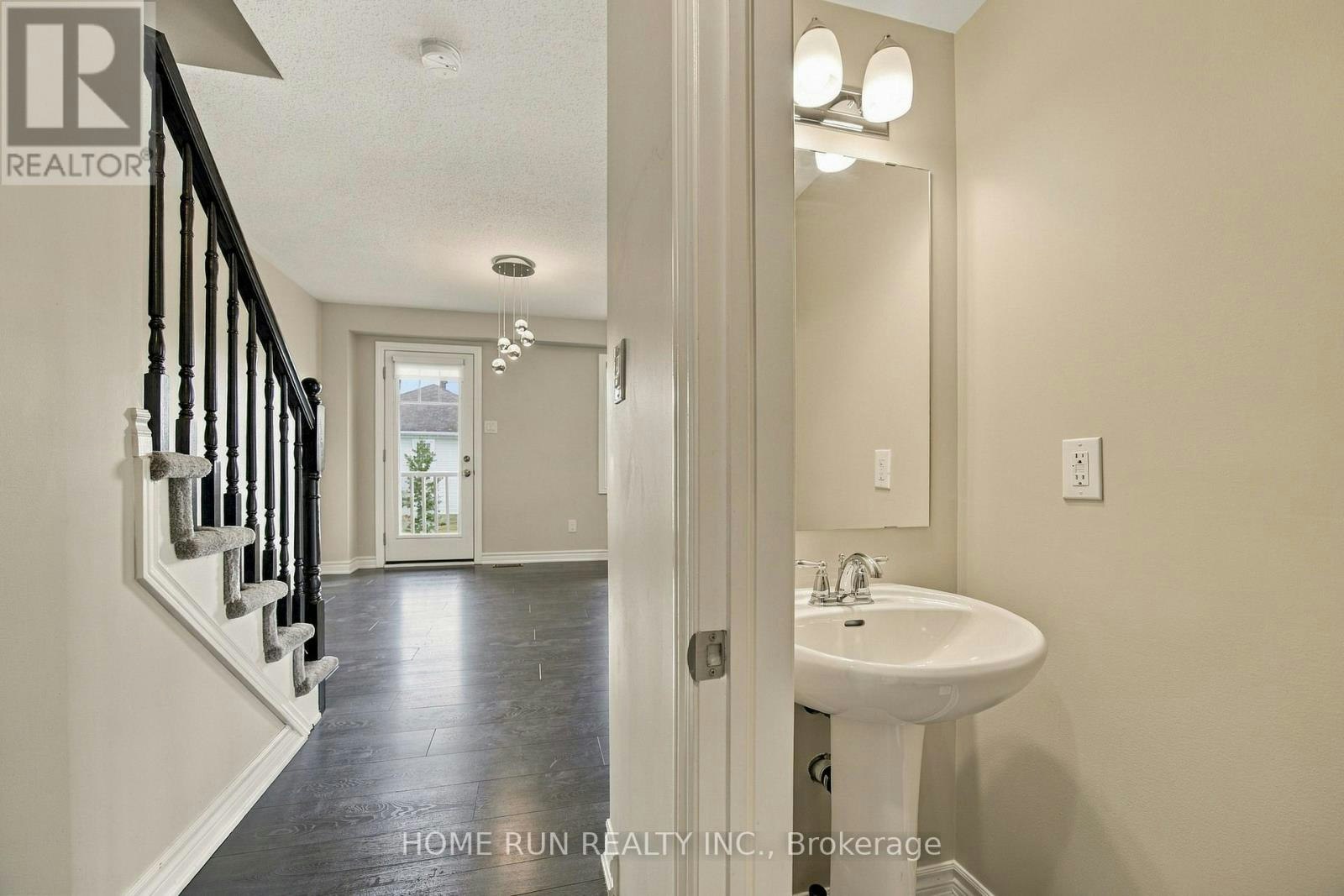 822 Maloja Way, Ottawa, ON, K2S 0P1 - 10