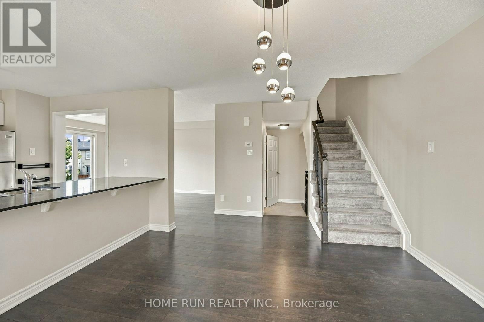 822 Maloja Way, Ottawa, ON, K2S 0P1 - 12