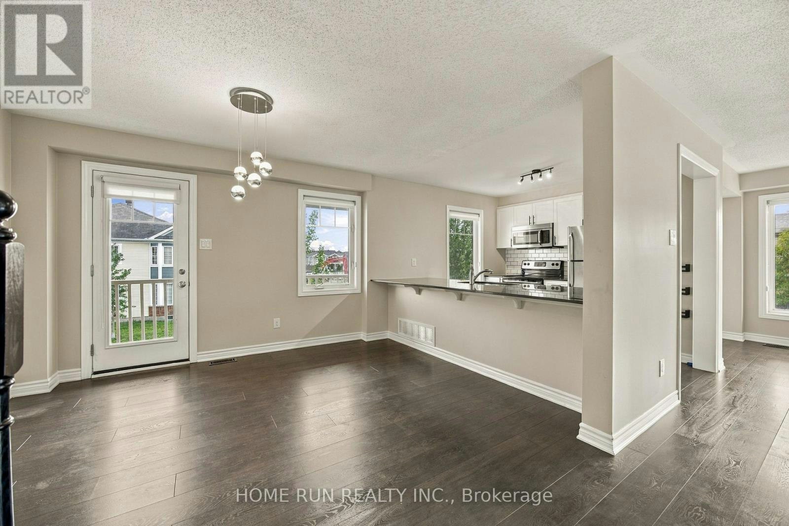 822 Maloja Way, Ottawa, ON, K2S 0P1 - 11