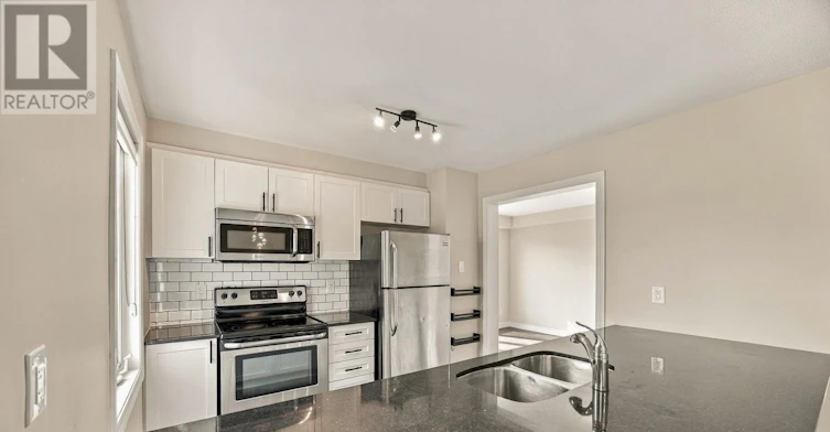 822 Maloja Way, Ottawa, ON, K2S 0P1 - 20