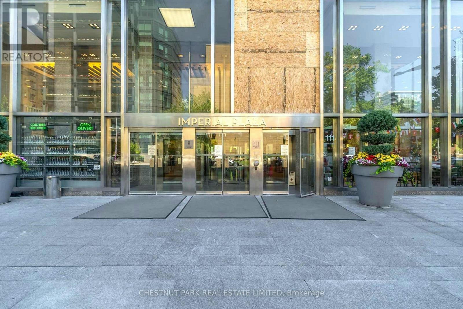 320-111 St Clair Avenue W, Toronto, ON, M4V 1N5
