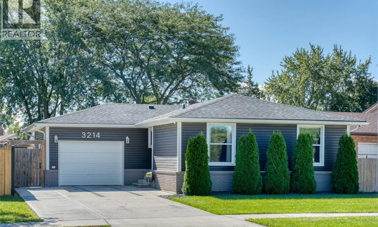 3214 Forest Glade Drive