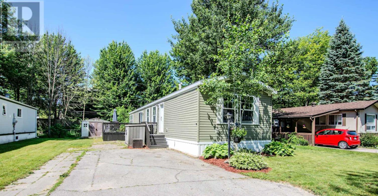 23 Georgian Glen Drive, Wasaga Beach, ON, L9Z 1K8 - 2