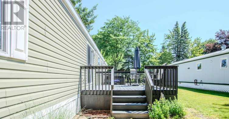 23 Georgian Glen Drive, Wasaga Beach, ON, L9Z 1K8 - 24