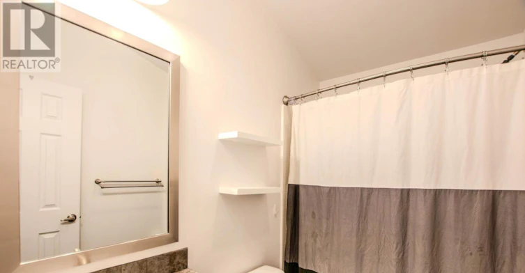 23 Georgian Glen Drive, Wasaga Beach, ON, L9Z 1K8 - 16
