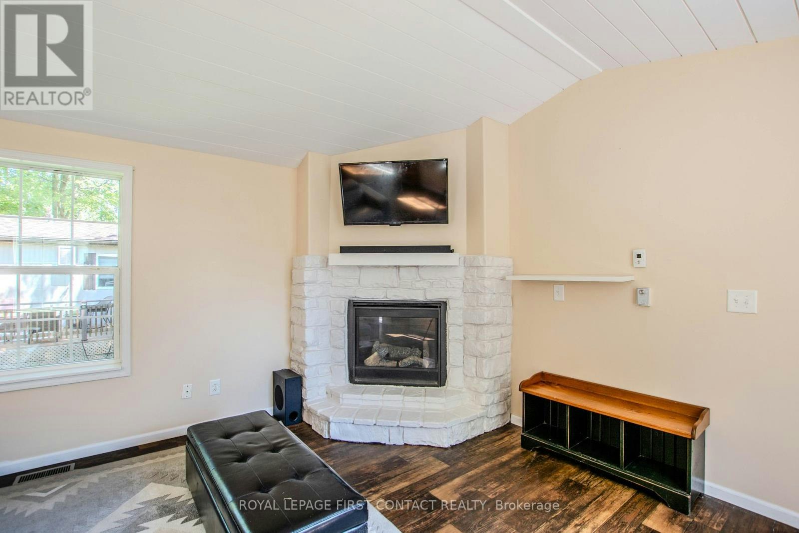 23 Georgian Glen Drive, Wasaga Beach, ON, L9Z 1K8 - 6