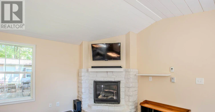 23 Georgian Glen Drive, Wasaga Beach, ON, L9Z 1K8 - 6