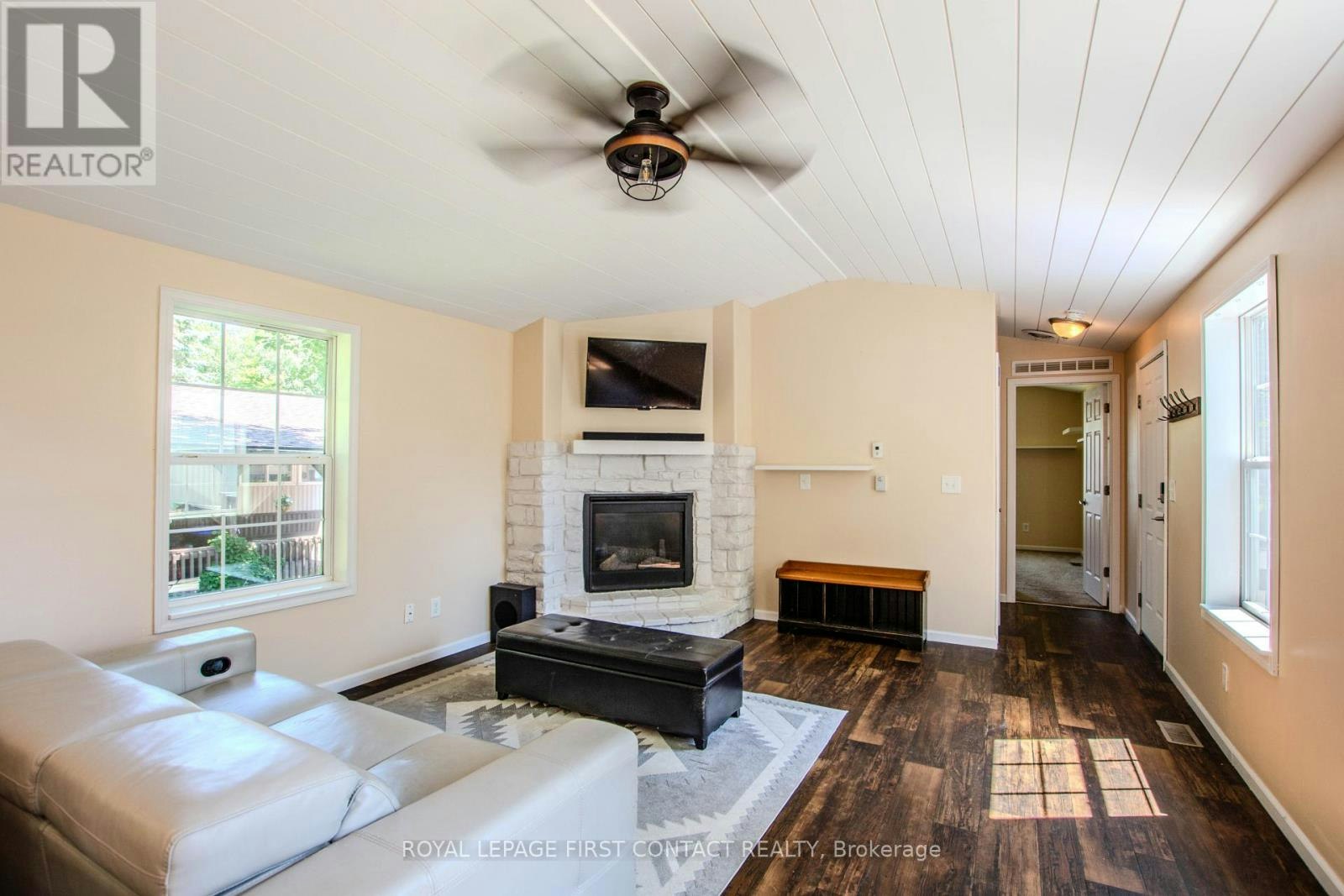 23 Georgian Glen Drive, Wasaga Beach, ON, L9Z 1K8 - 5