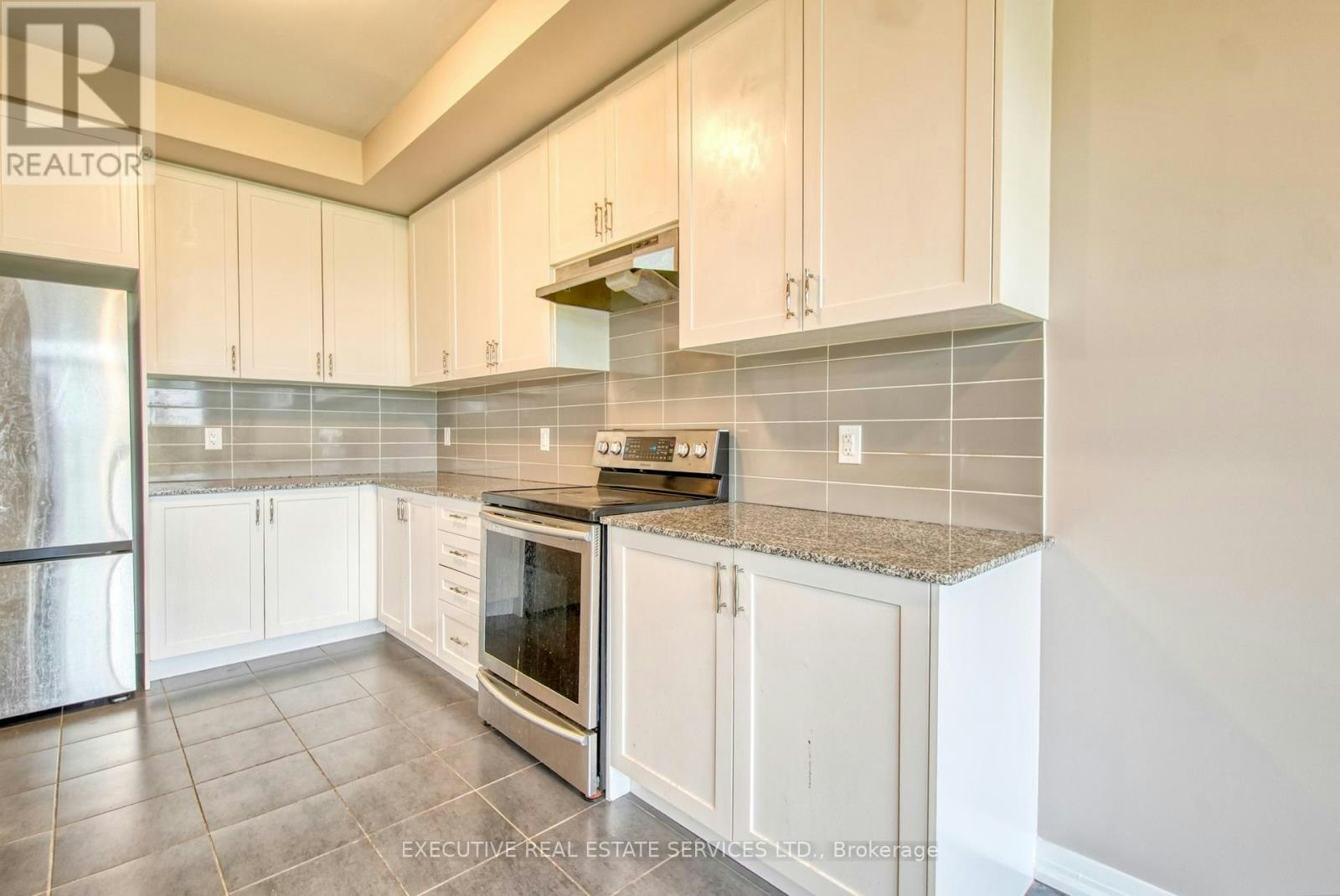 7 Crossmore Crescent, Cambridge, ON, N1S 0C7 - 16