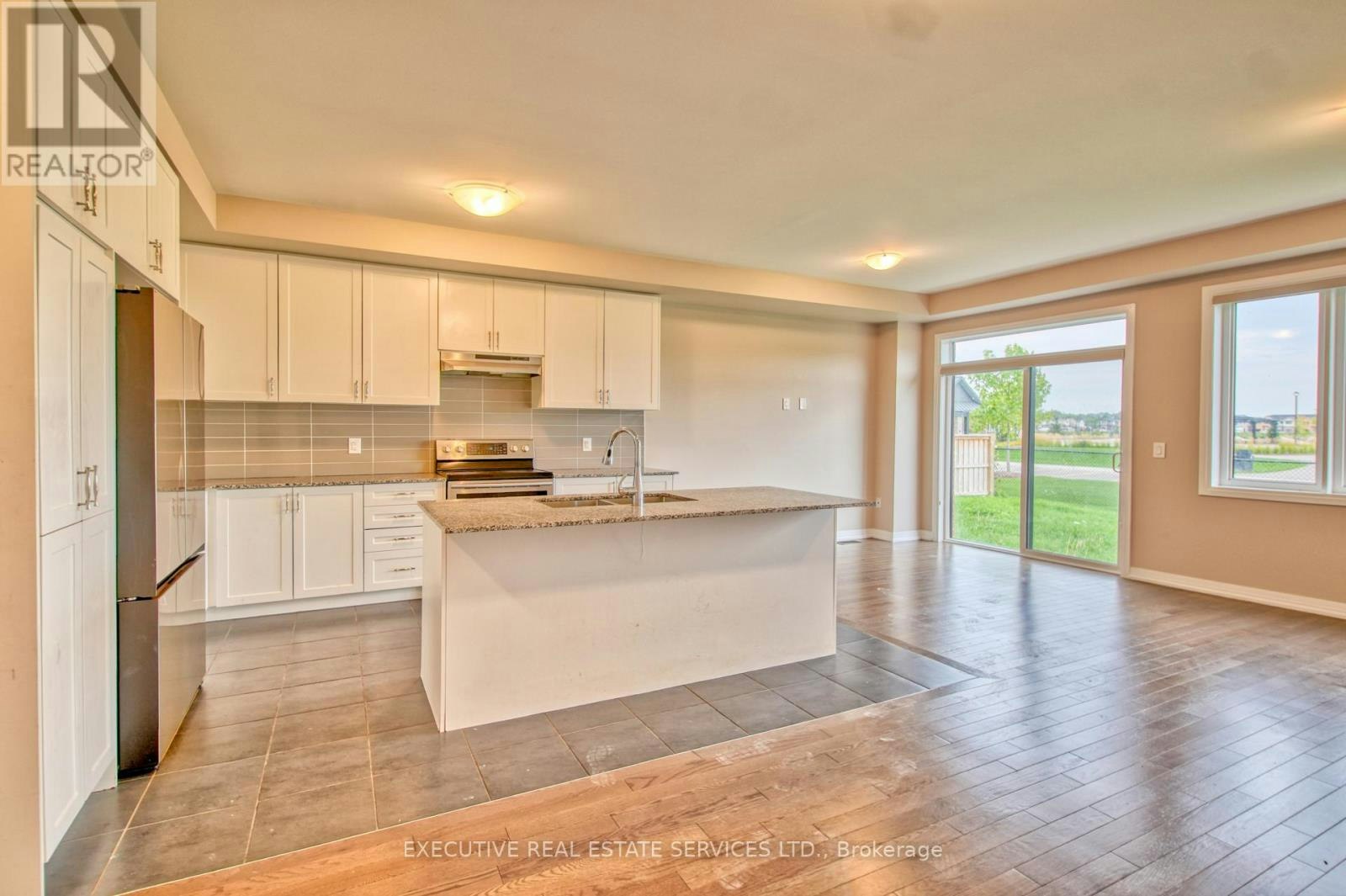 7 Crossmore Crescent, Cambridge, ON, N1S 0C7 - 11