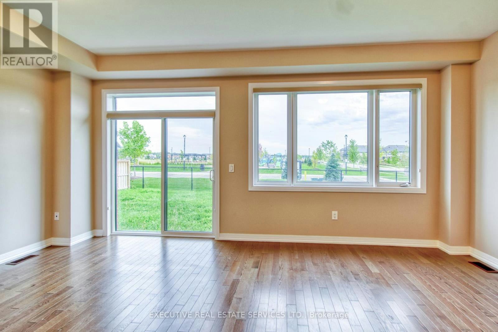 7 Crossmore Crescent, Cambridge, ON, N1S 0C7 - 12