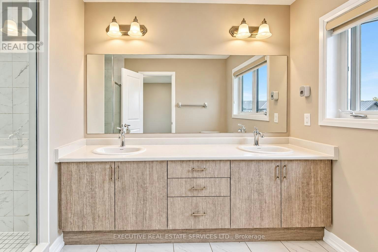 7 Crossmore Crescent, Cambridge, ON, N1S 0C7 - 26