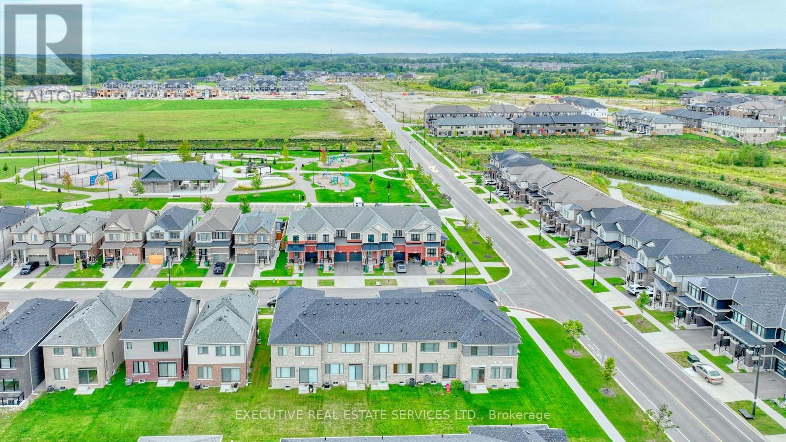 7 Crossmore Crescent, Cambridge, ON, N1S 0C7 - 2