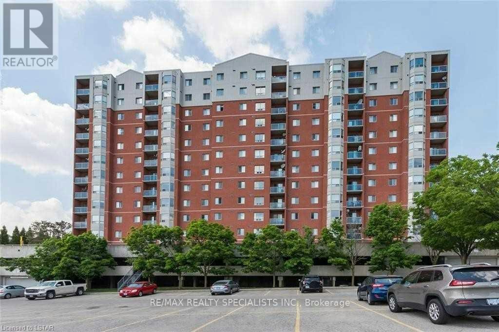 510-30 Chapman Court, London, ON, N6G 4Y4