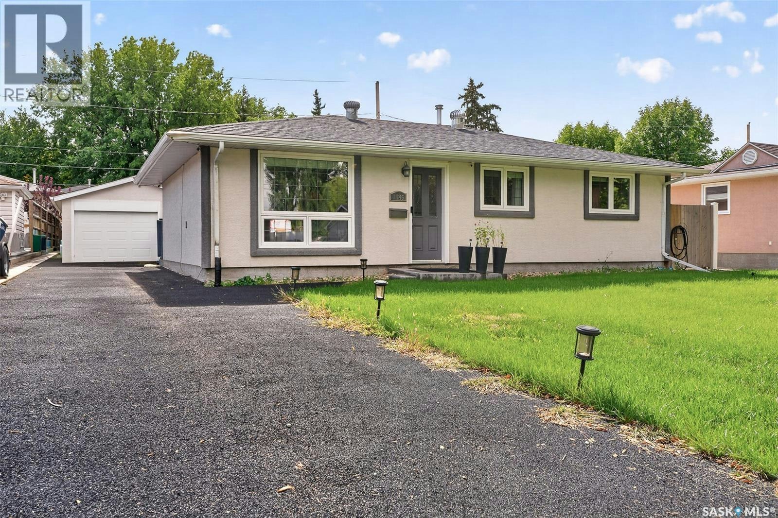 1146 Duffield Crescent, Moose Jaw, SK, S6H 5M4
