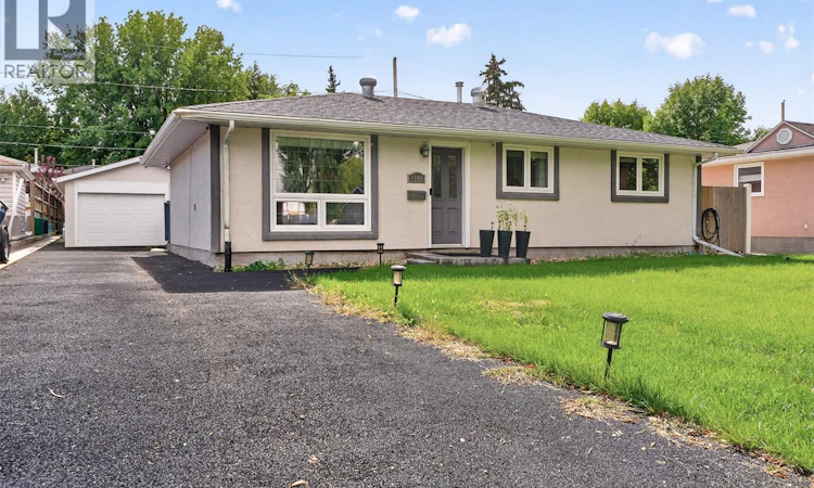 1146 Duffield Crescent