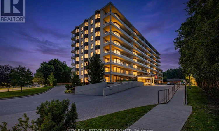 104-1180 Commissioners Road W