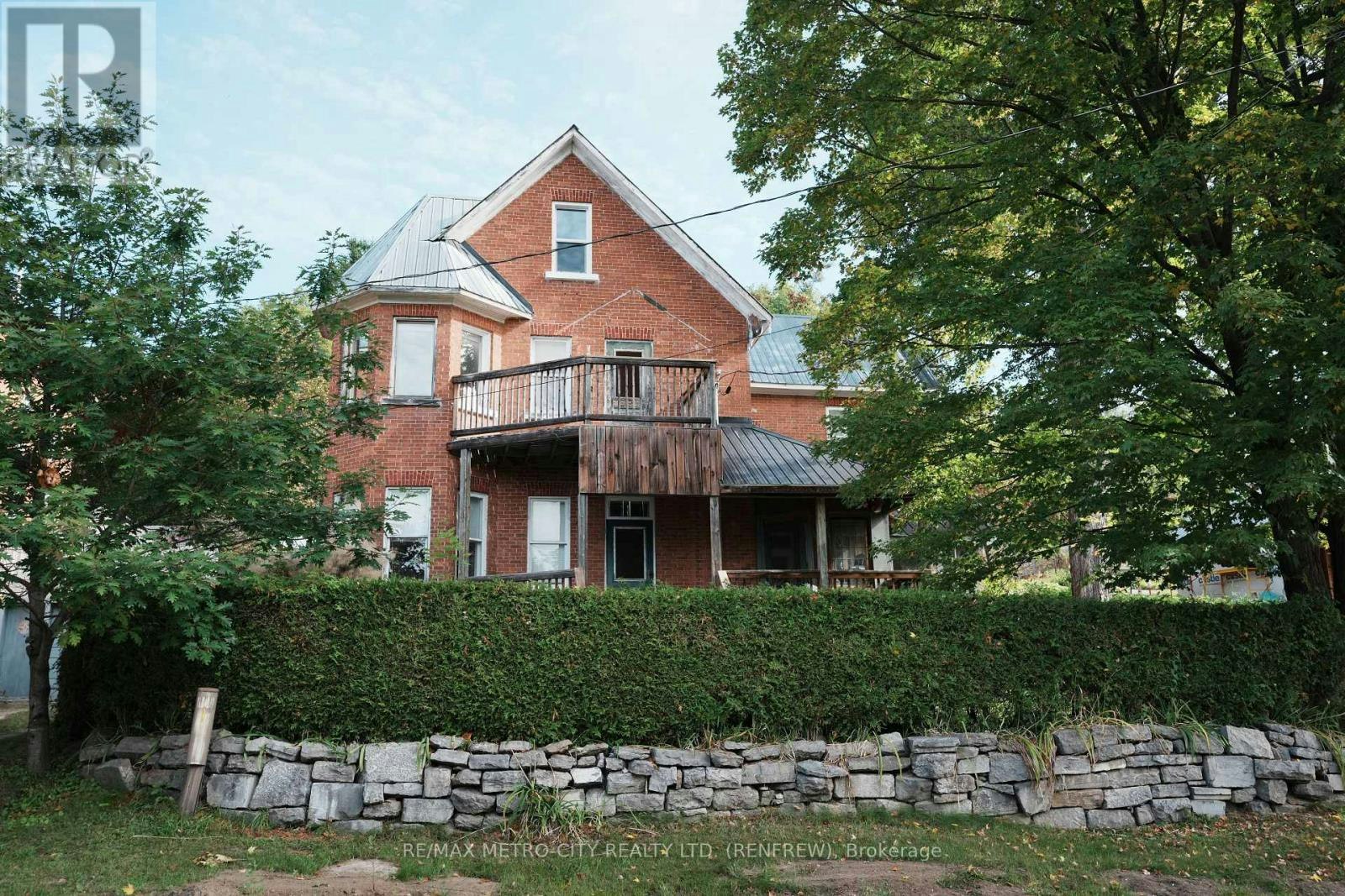 193 Oak Street, Eganville, ON, K0J 1T0