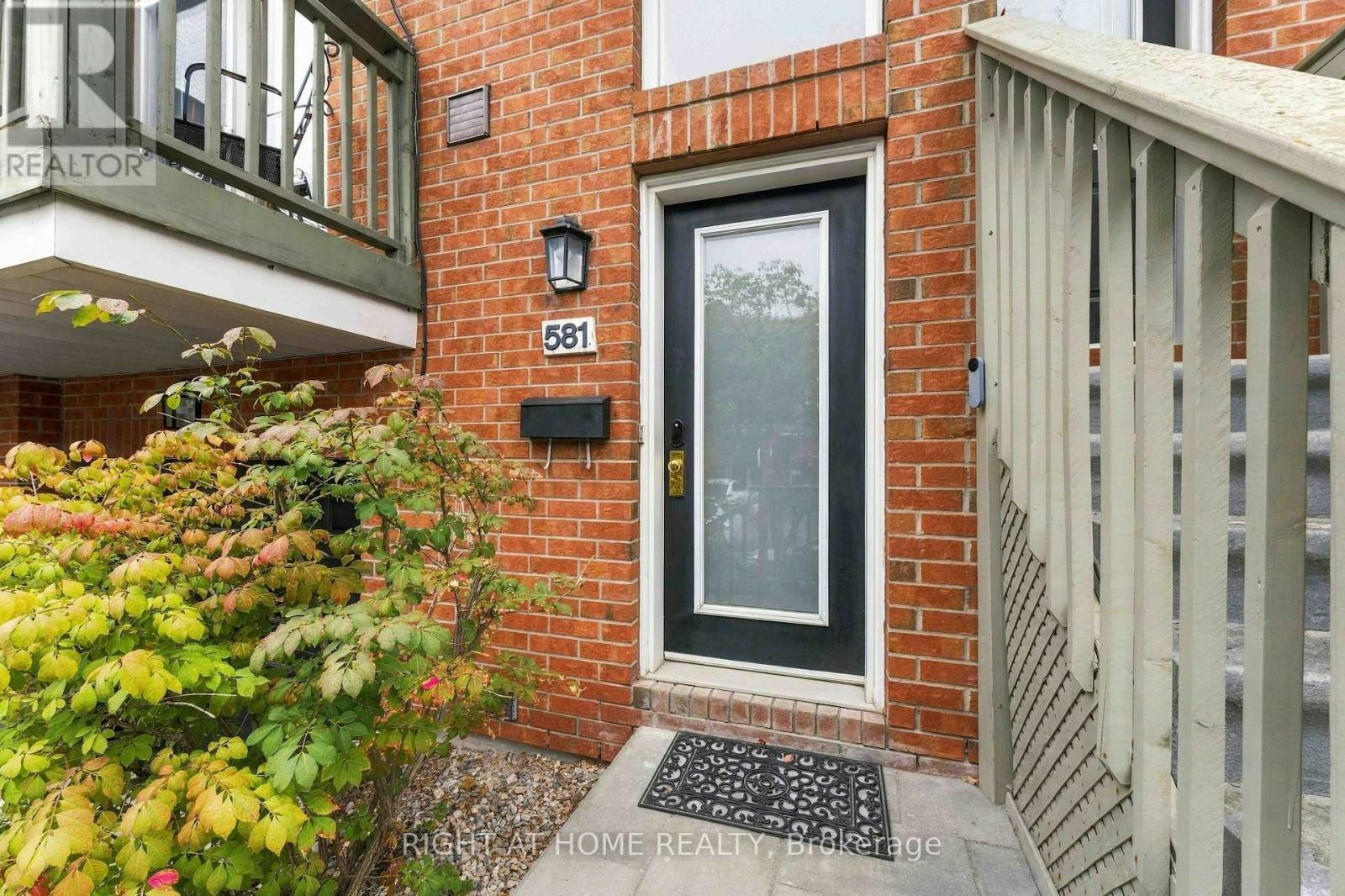 581 Lisgar Street, Ottawa, ON, K1R 5H6 - 2