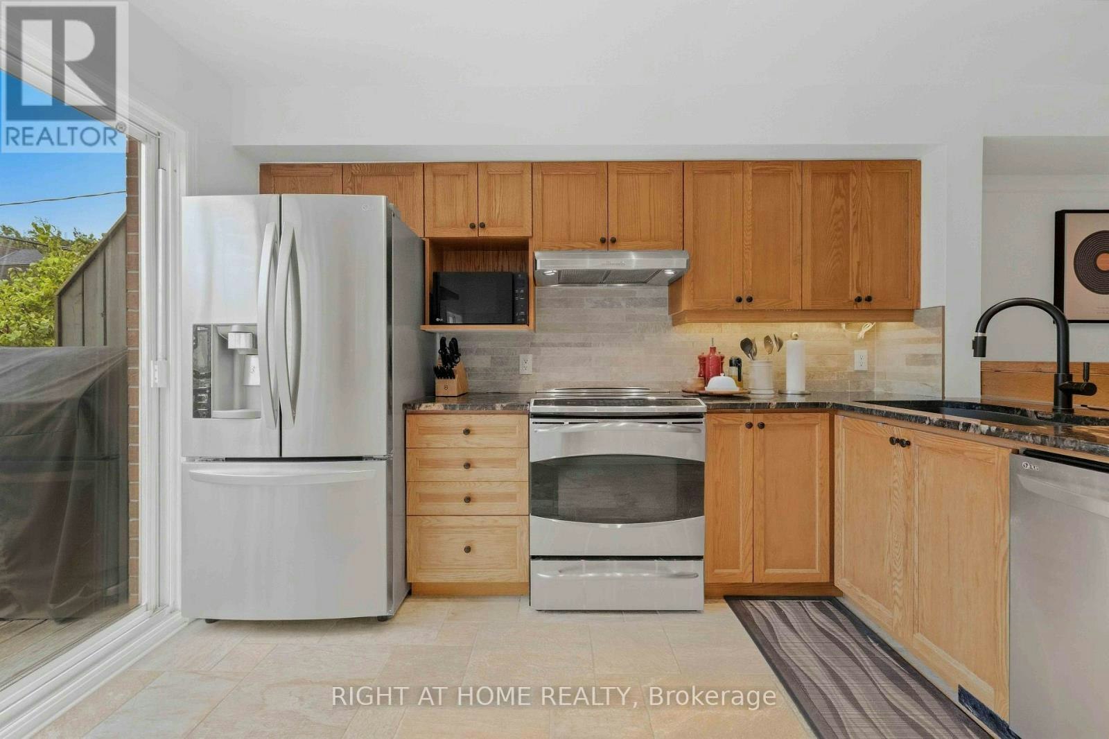 581 Lisgar Street, Ottawa, ON, K1R 5H6 - 17