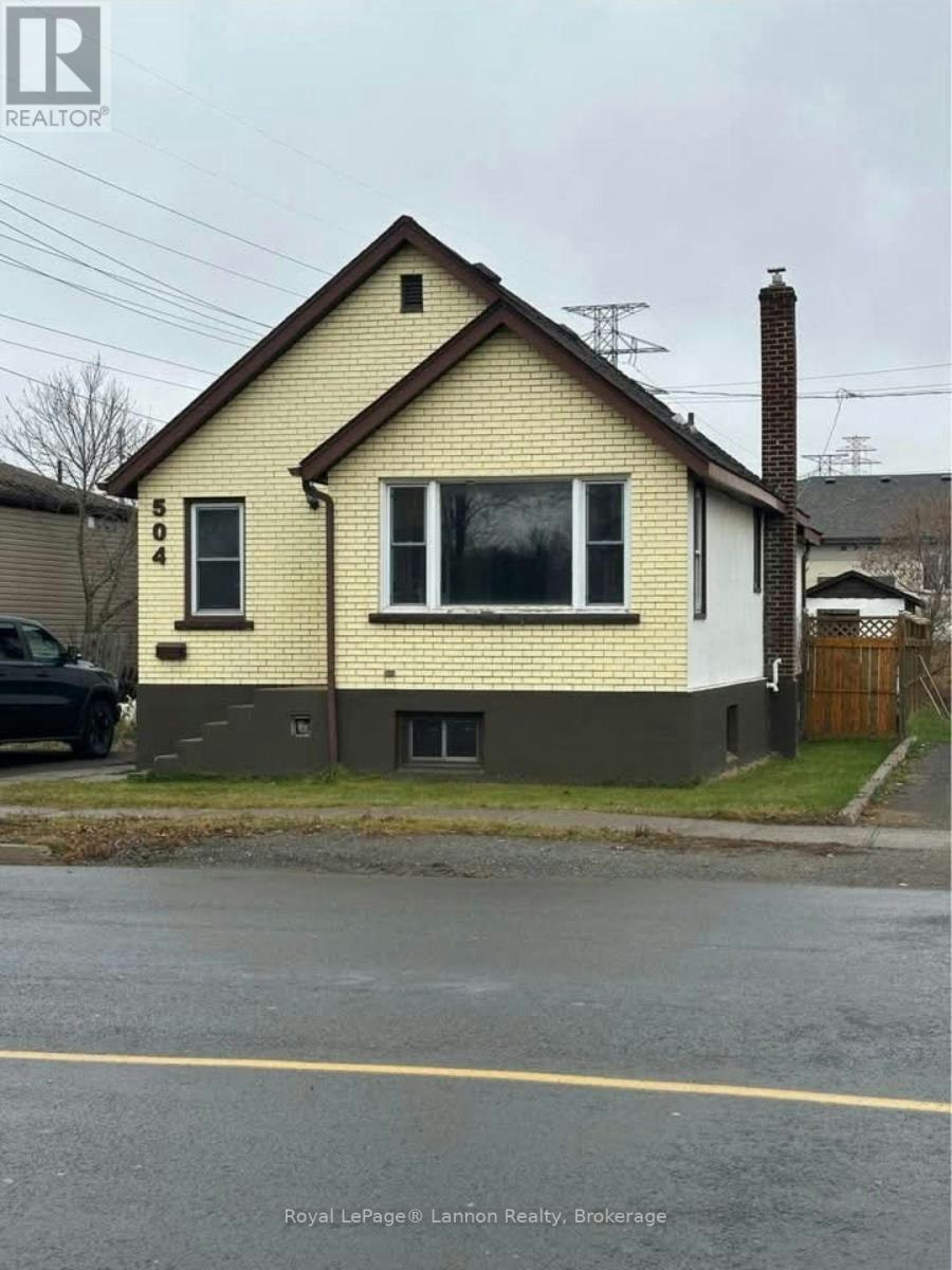 504 Frederica Street W, Thunder Bay, ON, P7E 3W7
