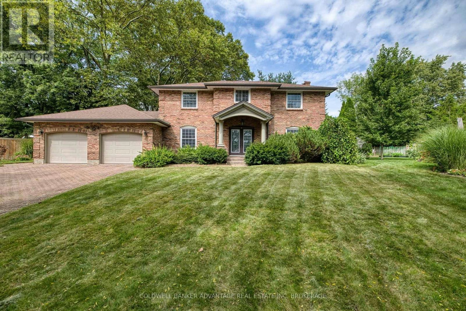 16 Willowdale Court, Pelham, ON, L3E 0J3